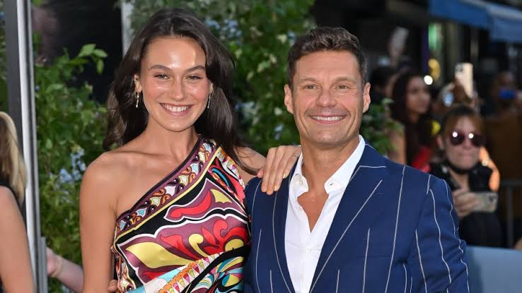 Ryan Seacrest and Aubrey Paige: Break Up, Biography, Net Worth,